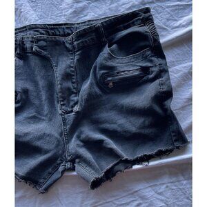 Vintage Balmain Paris Women’s Ribbed Knees Distressed Black Shorts Jeans Size 42